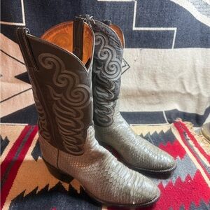 Vintage Tony Lama Gray Snake Skin Cowboy Boots 11 D